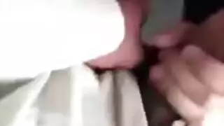 خبرة فم آسيوية: شاب خليجي يحصل على مصة قاسية