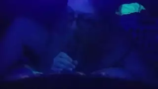 زوجة مثيرة تمارس الجنس مع عشيقها أمام زوجها المخدوع