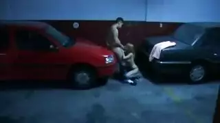 سكس محارم في منزل مهجور مشهد إباحي كامل