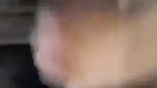 قضيب شاب ضخم استمناء مكثف يؤدي إلى إطلاق المني