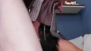 مقيدة ومدمّرة بواسطة قضيب وحشي