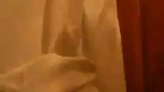 شرج برازيلي حار: الزوجة تتوسل للمزيد أثناء التصوير