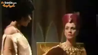 مشهد سحاق كليوباترا الإباحي: أكل الكس والعمل فتاة فتاة