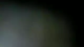 عربية فاتنة ذات أثداء عملاقة تتعرض لجنس عنيف ومص عميق