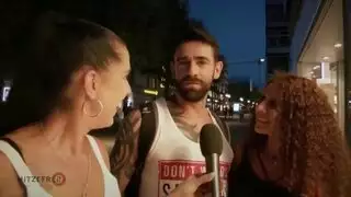 جماع فرج ضيق على فتاة مجعدة الشعر