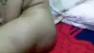 كس الصديقة القحبة يمسك بزبّه السميك