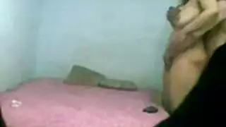 شريط بورنو من القاهرة: شاب محلي ينيك شرموطة في علاقة جنسية لمدة 30 دقيقة