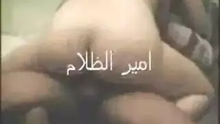 جلسة سكس جماعي: مصريات يأخذن في كل فتحة