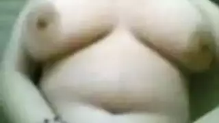 رحلة امرأة أكبر جامحة: طحن مهبلي عميق