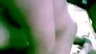 فتاة أردنية تأخذ شرجاً قاسياً في بورن هاردكور