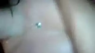 علاقة حميمة: امرأة متزوجة تُضرب بقضيب جزائري كبير