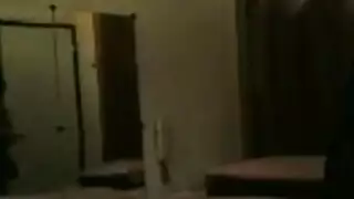 كاميرا تجسس في لبنان: تصوير إكس إكس إكس أثناء العمل