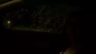 فتاة خليجية عربية مثيرة بمؤخرة كبيرة في هوس جنسي صارخ