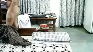 طبيبة ذات أثداء ضخمة تنتهك بواسطة قضيب هائل تحميل