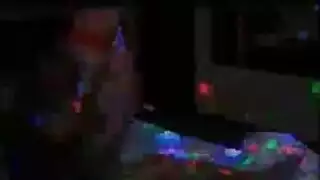 إباحية صنعت في أمريكا: حلق مفعول بعنف ووضع الكلب