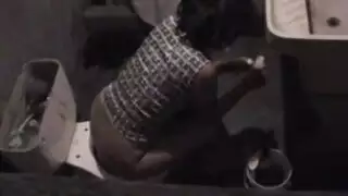 رانيا تستمع برحلة خشنة