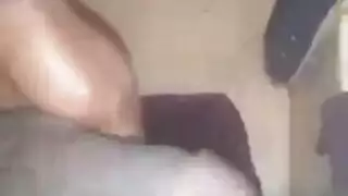 لاتيني نحيف ضعيف مثقوب حلمات