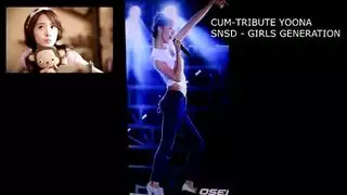  المراهقة النحيلة تأخذ شرج قاسٍ على طاولة البلياردو وتنزل بصوت عالٍ