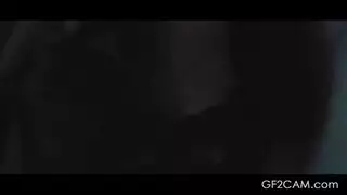 شاب روسي يضرب مؤخرة السمراء الموشومة بقوة