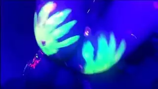 جنس شرجي جماعي بين الأعراق: مجموعة أفلام إباحية قوية