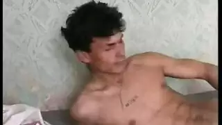 عاهرة مغربية يتم تصويرها لمشهد إباحي صريح